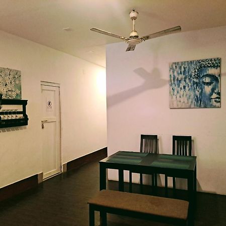 Strawberry Swing Homestay Guwahati Luaran gambar