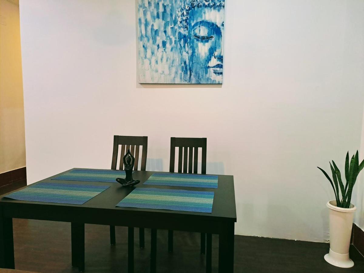 Strawberry Swing Homestay Guwahati Luaran gambar