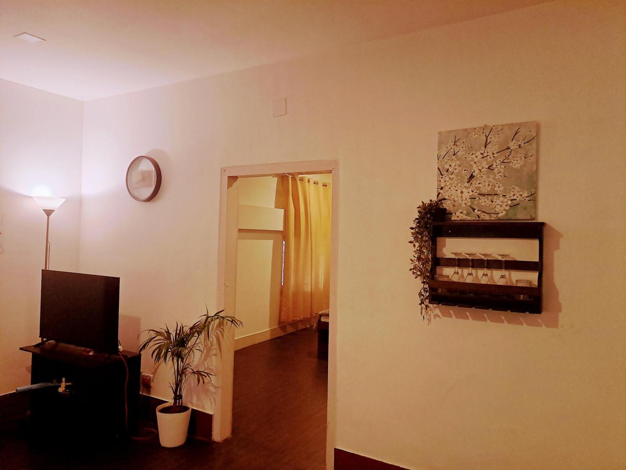 Strawberry Swing Homestay Guwahati Luaran gambar